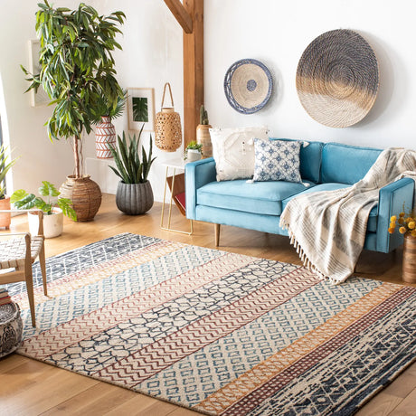 Safavieh Capri 10'-0" x 14'-0" Rug in Ivory / Charcoal
