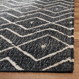 Safavieh Kilim 4'-0" x 6'-0" Rug in Charcoal / Natural