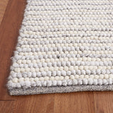 Safavieh Martha Stewart 4'-0" x 6'-0" Rug in Ivory / Light Grey