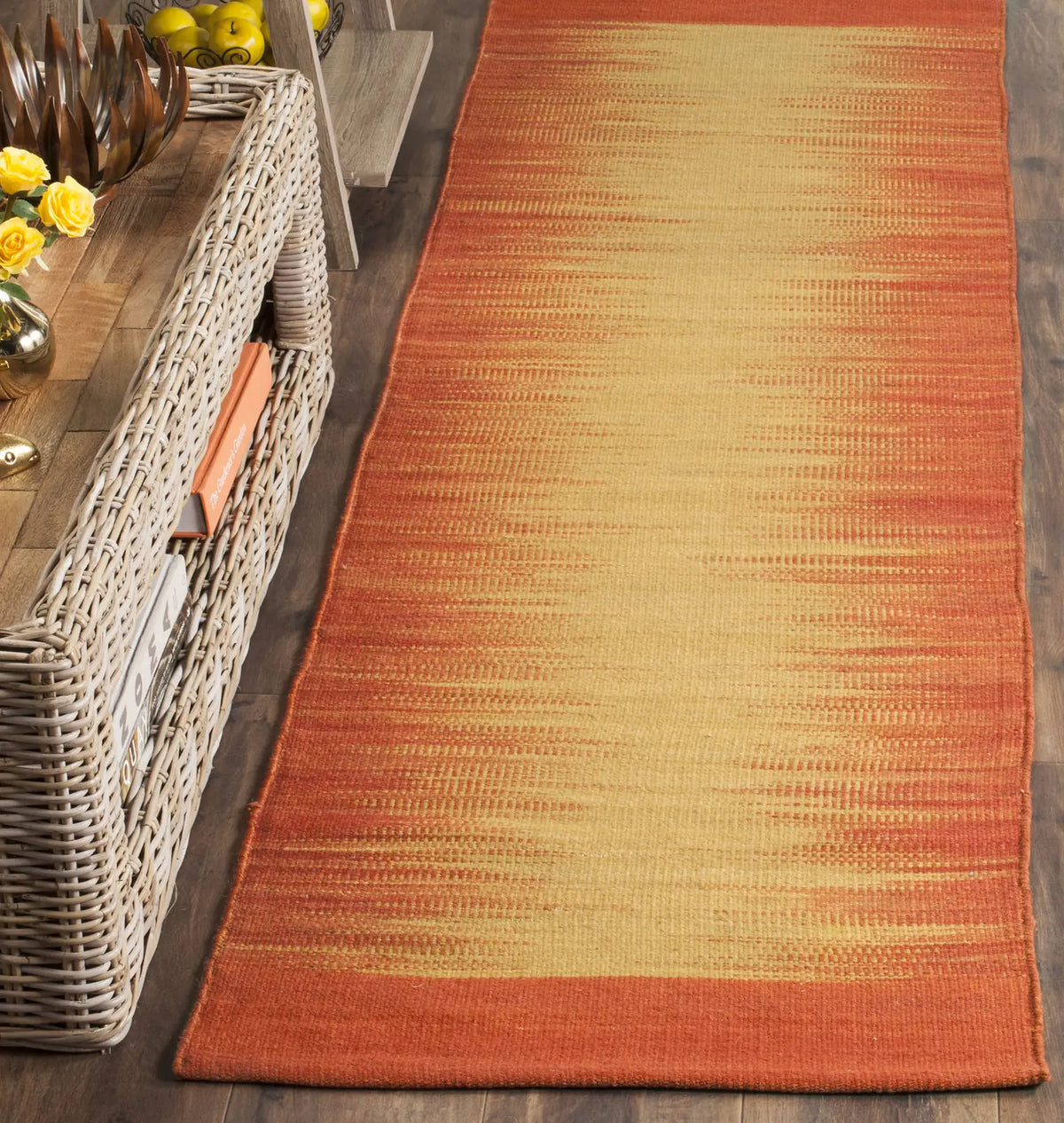 Safavieh Kilim 2'-3" x 8'-0" Rug in Rust