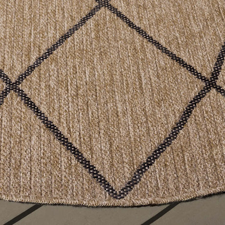 Safavieh Retreat 6'-7" x 6'-7" Rug in Natural / Black