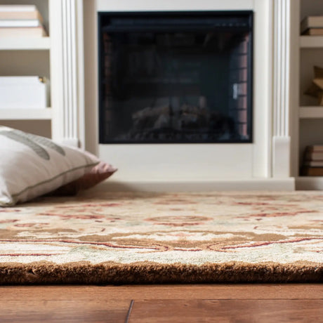 Safavieh Empire 5'-0" x 8'-0" Rug in Brown / Beige