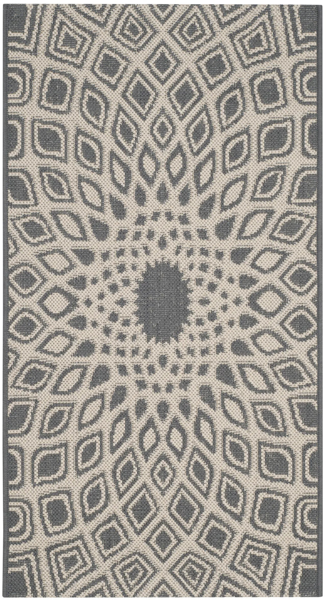 Safavieh Courtyard 2'-0" x 3'-7" Rug in Anthracite / Beige