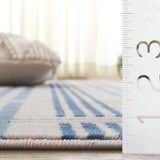 Safavieh Groove 4'-0" x 6'-0" Rug in Beige / Blue