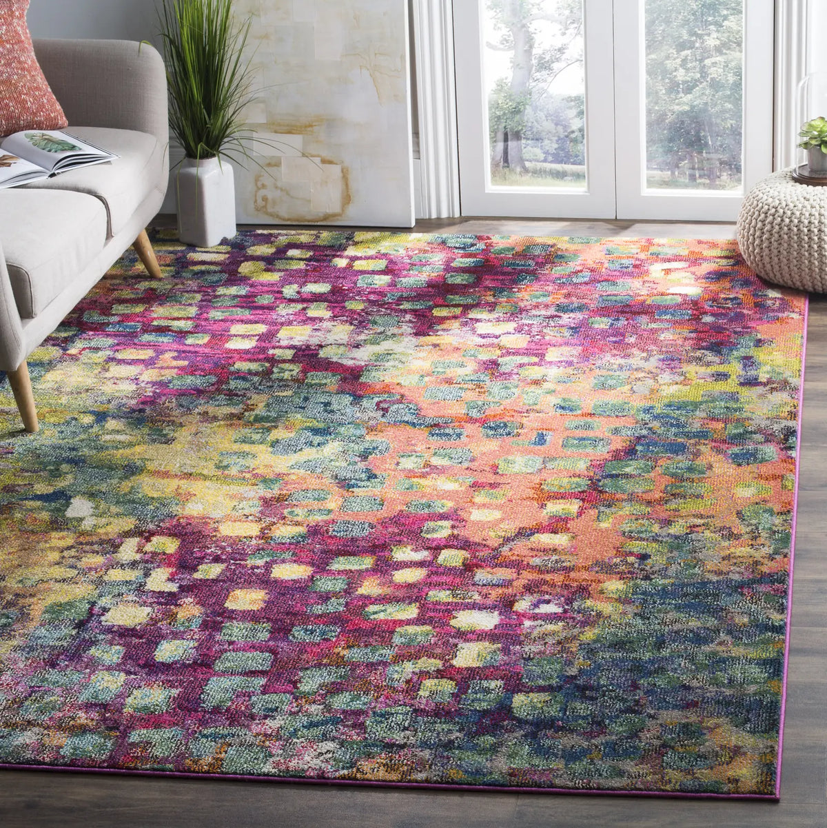 Safavieh Monaco 6'-7" x 9'-2" Rug in Pink / Multi