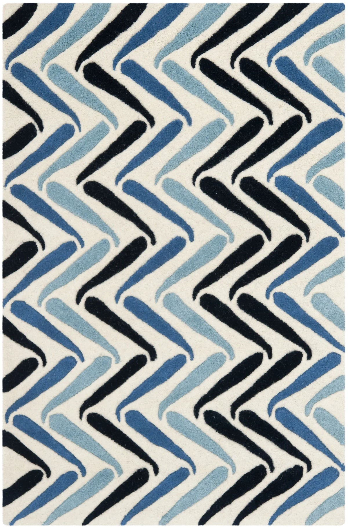 Safavieh Soho 2'-6" x 4'-0" Rug in Ivory / Blue