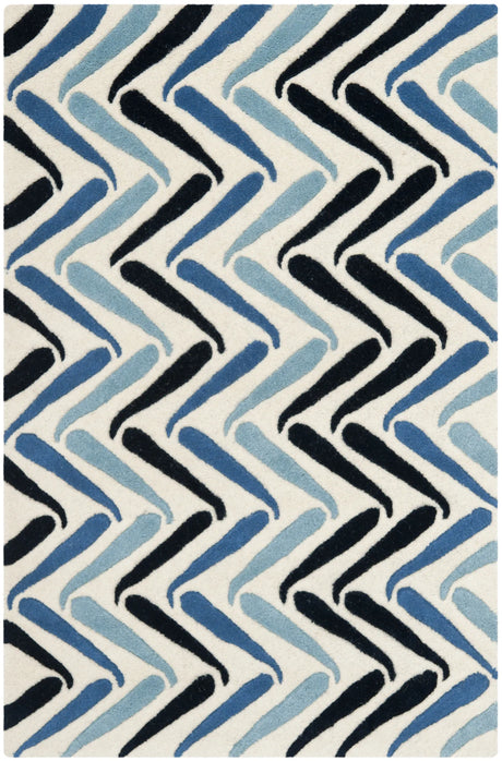 Safavieh Soho 2'-6" x 4'-0" Rug in Ivory / Blue