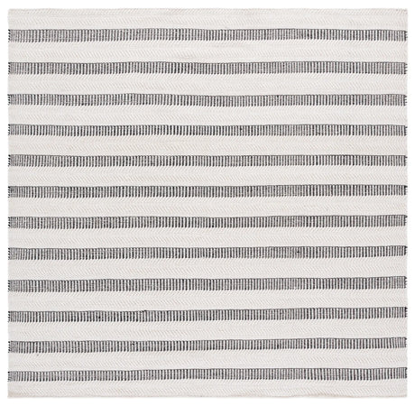 Safavieh Vermont 7'-0" x 7'-0" Rug in Black / Ivory