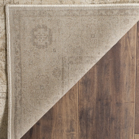 Safavieh Vintage 4'-0" x 5'-7" Rug in Stone