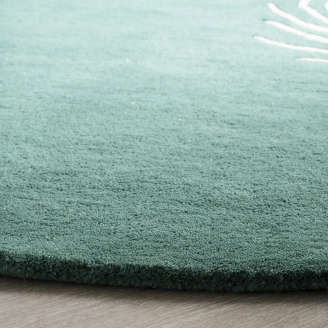 Safavieh Soho 6'-0" x 6'-0" Rug in Teal / Ivory