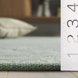 Safavieh Montauk 4'-0" x 6'-0" Rug in Green
