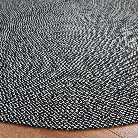 Safavieh Braided 5'-0" x 5'-0" Rug in Black / White