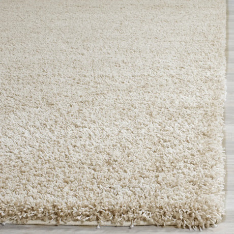 Safavieh Santa Monica Shag 9'-6" x 13'-0" Rug in Beige