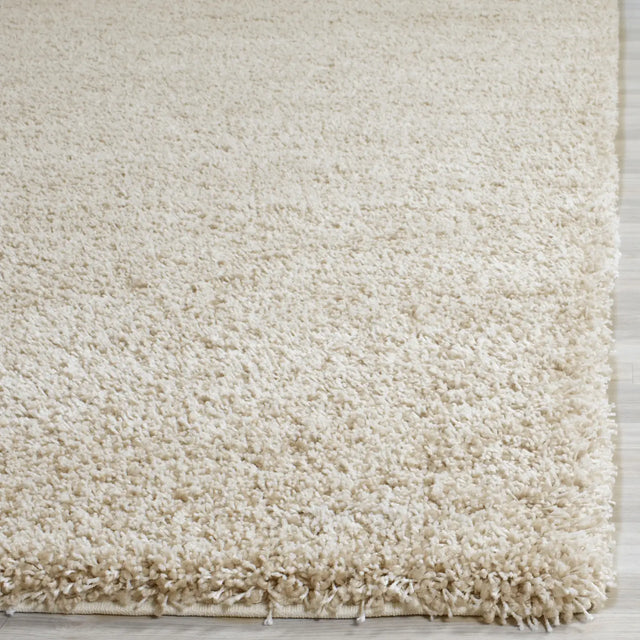Safavieh Santa Monica Shag 9'-6" x 13'-0" Rug in Beige
