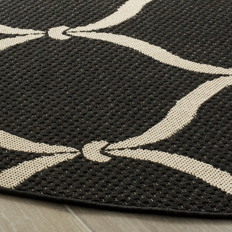 Safavieh Courtyard 6'-7" x 6'-7" Rug in Black / Beige