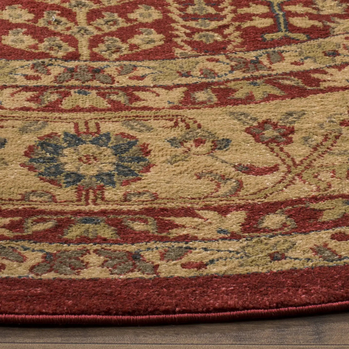 Safavieh Mahal 5'-1" x 5'-1" Rug in Red / Natural