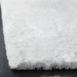Safavieh Sg-Sbs-South Beach Shag 5'-0" x 7'-0" Rug in Snow White