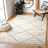 Safavieh Casablanca 4'-0" x 6'-0" Rug in Ivory / Black