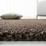 Safavieh August Shag 900 4'-0" x 6'-0" Rug in Brown