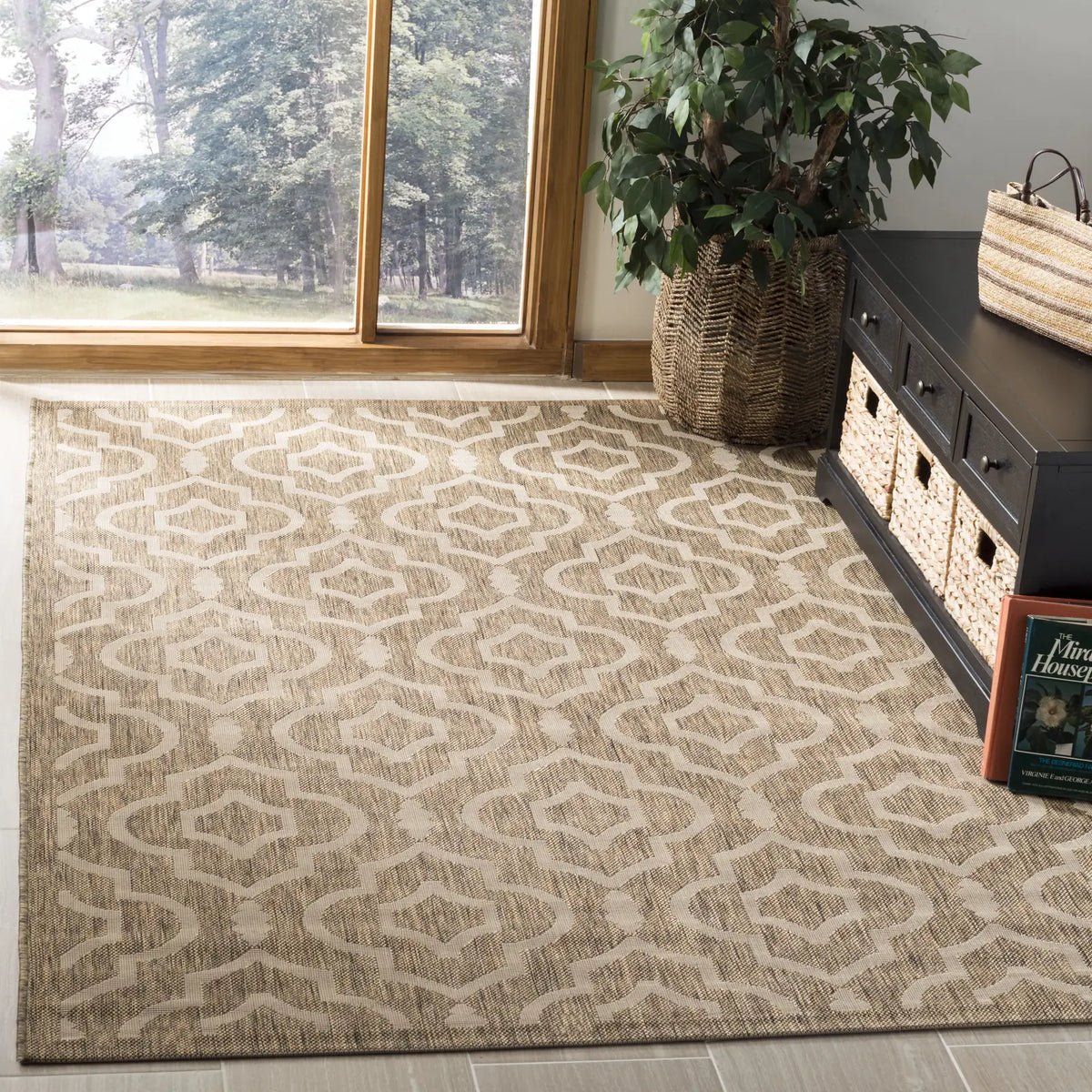 Safavieh Courtyard 5'-3" x 7'-7" Rug in Brown / Bone