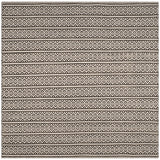 Safavieh Montauk 6'-0" x 6'-0" Rug in Ivory / Black