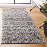 Safavieh Kilim 2'-3" x 7'-0" Rug in Brown / Charcoal