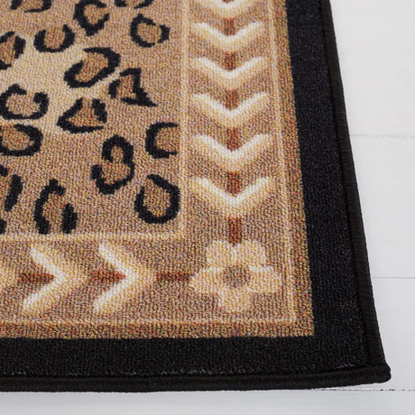 Safavieh Journey 4'-4" x 6'-0" Rug in Beige / Black