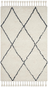 Safavieh Casablanca 5'-0" x 8'-0" Rug in Ivory / Grey