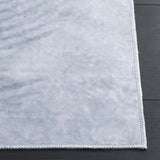 Safavieh Malibu 4'-0" x 6'-0" Rug in Grey