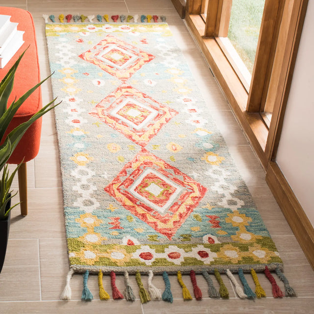 Safavieh Aspen 2'-3" x 7'-0" Rug in Grey / Red