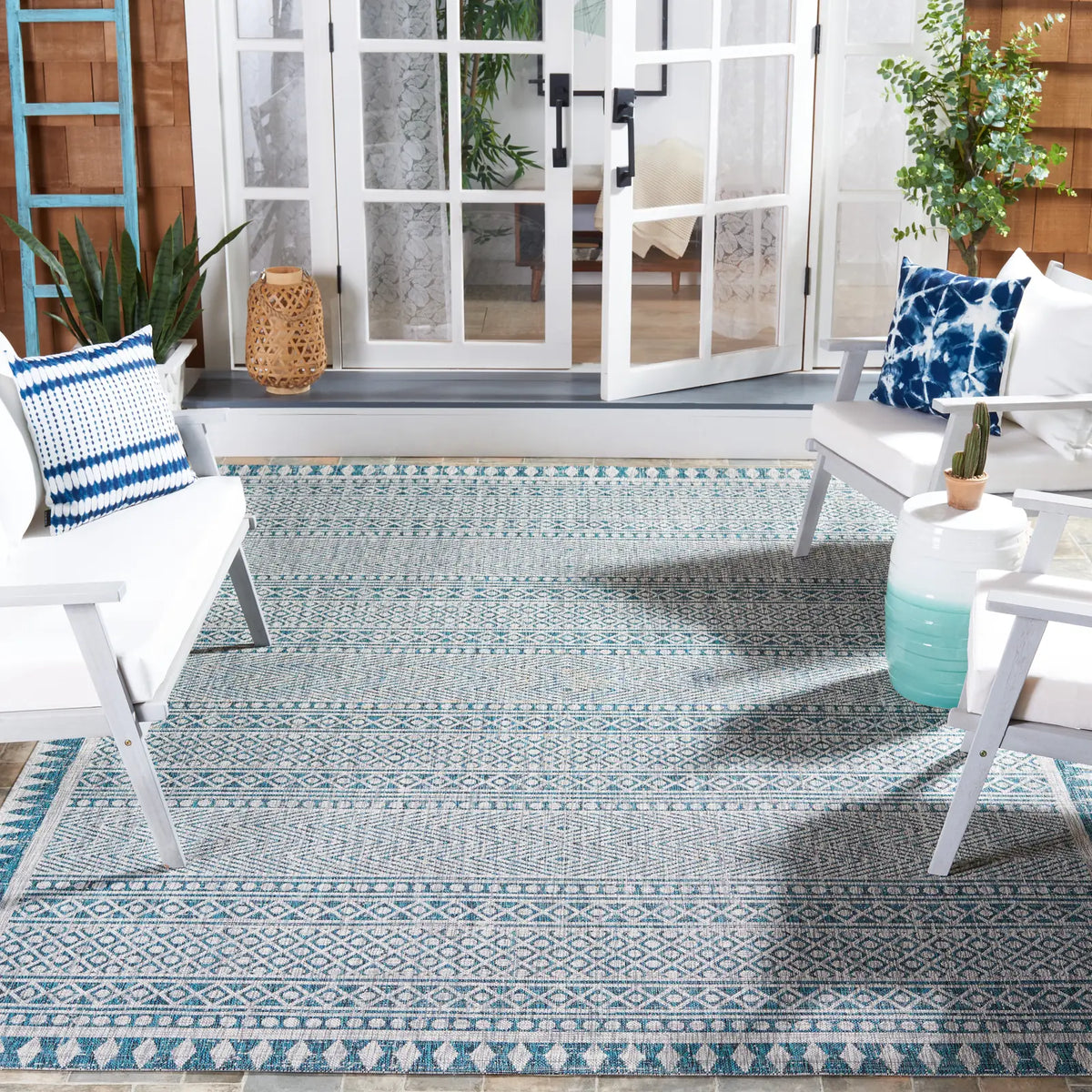 Safavieh Courtyard 8'-0" x 11'-0" Rug in Blue / Grey