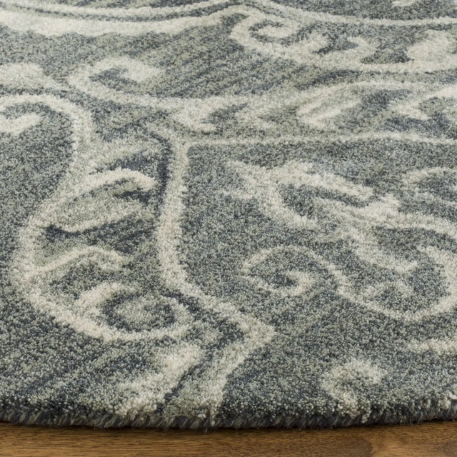 Safavieh Blossom 6'-0" x 6'-0" Rug in Blue / Sage