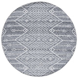Safavieh Kilim 6'-0" x 6'-0" Rug in Grey / Ivory