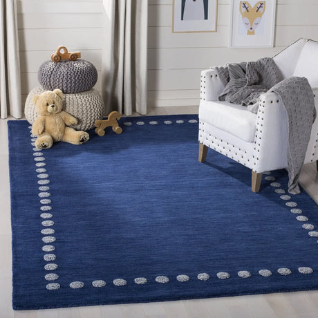 Safavieh Safavieh Kids 4'-0" x 6'-0" Rug in Navy