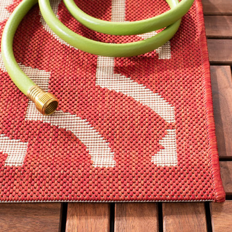 Safavieh Courtyard 4'-0" x 5'-7" Rug in Red / Bone