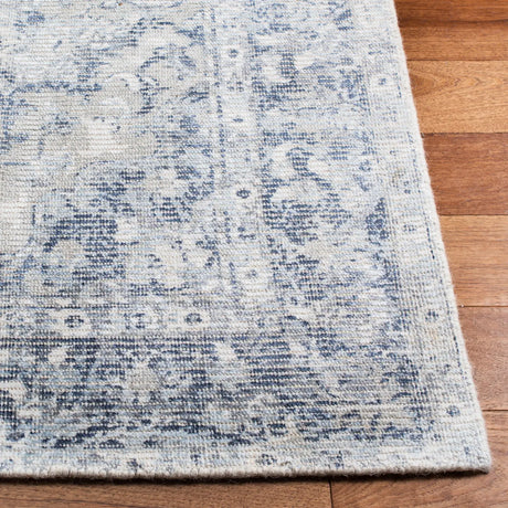 Safavieh Restoration Vintage 5'-0" x 8'-0" Rug in Ivory / Blue