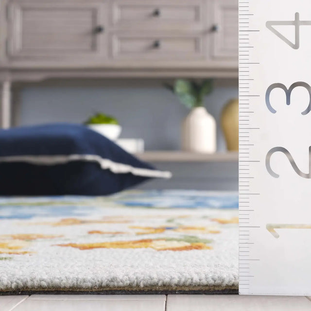 Safavieh Jardin 4'-0" x 6'-0" Rug in Light Grey / Blue