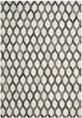 Safavieh Studio Leather 4'-0" x 6'-0" Rug in Ivory / Grey