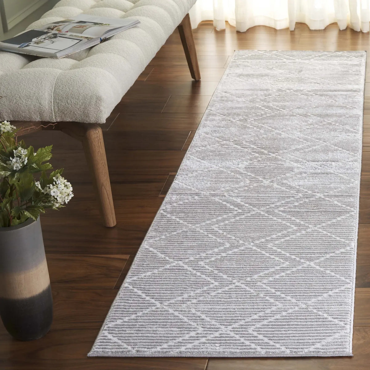 Safavieh Carter 2'-0" x 8'-0" Rug in Grey / Light Grey
