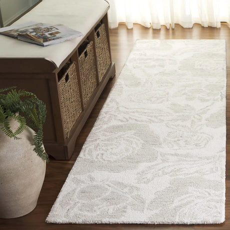 Safavieh Jardin 2'-3" x 8'-0" Rug in Ivory / Beige