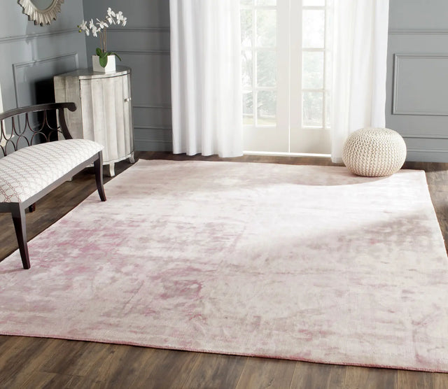 Safavieh Tibetan 8'-0" x 10'-0" Rug in Pink