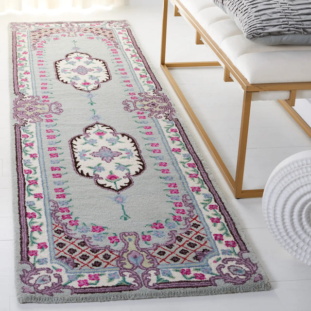Safavieh Bellagio 2'-3" x 8'-0" Rug in Light Green / Ivory