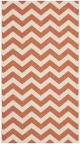 Safavieh Courtyard 2'-7" x 5'-0" Rug in Terracotta / Beige