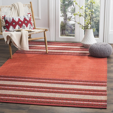 Safavieh Montauk 4'-0" x 6'-0" Rug in Red / Ivory