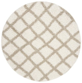 Safavieh Sgd-Dallas Shag 6'-0" x 6'-0" Rug in Ivory / Beige