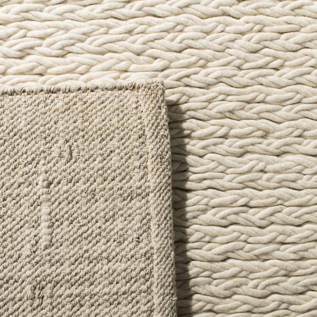 Safavieh Natura 5'-0" x 8'-0" Rug in Ivory
