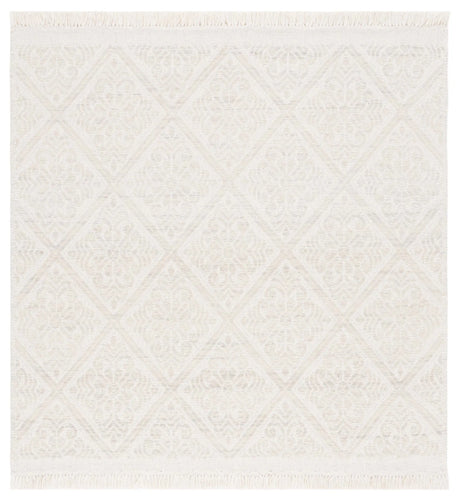 Safavieh Kilim 6'-0" x 6'-0" Rug in Light Grey / Ivory
