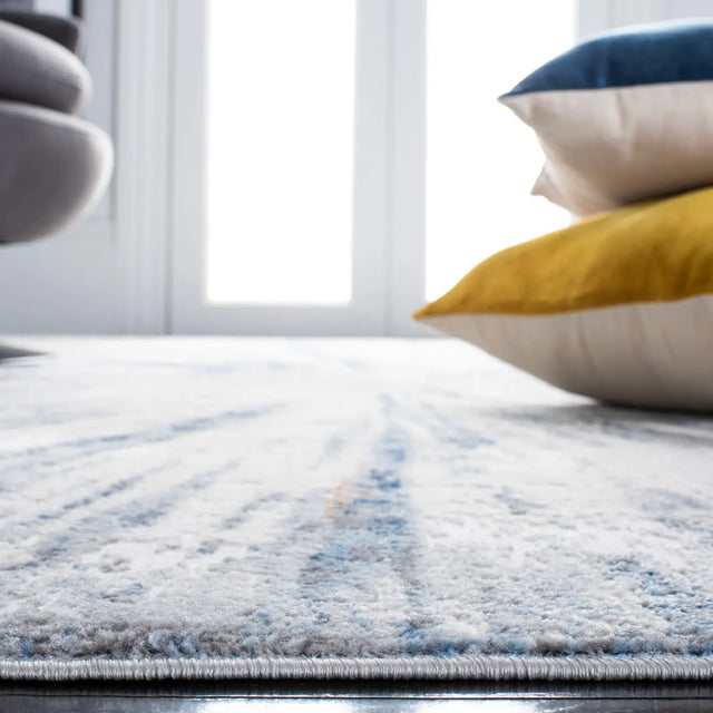 Safavieh Amelia 4'-5" x 6'-5" Rug in Grey / Blue
