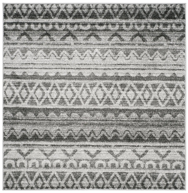 Safavieh Adirondack 6'-0" x 6'-0" Rug in Ivory / Charcoal