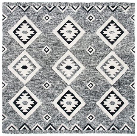 Safavieh Aspen 7'-0" x 7'-0" Rug in Black / Ivory